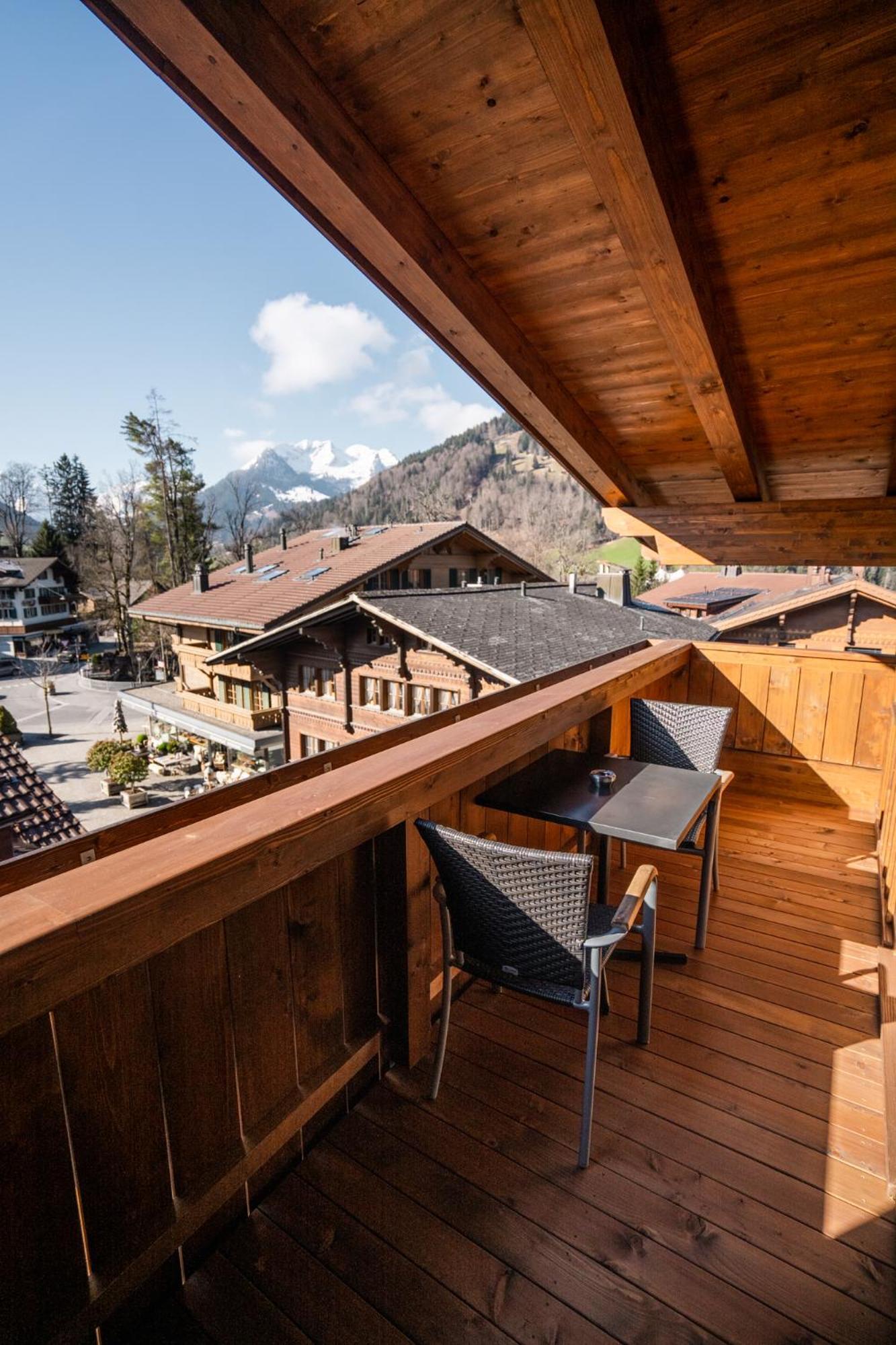 Posthotel Roessli Gstaad Luaran gambar