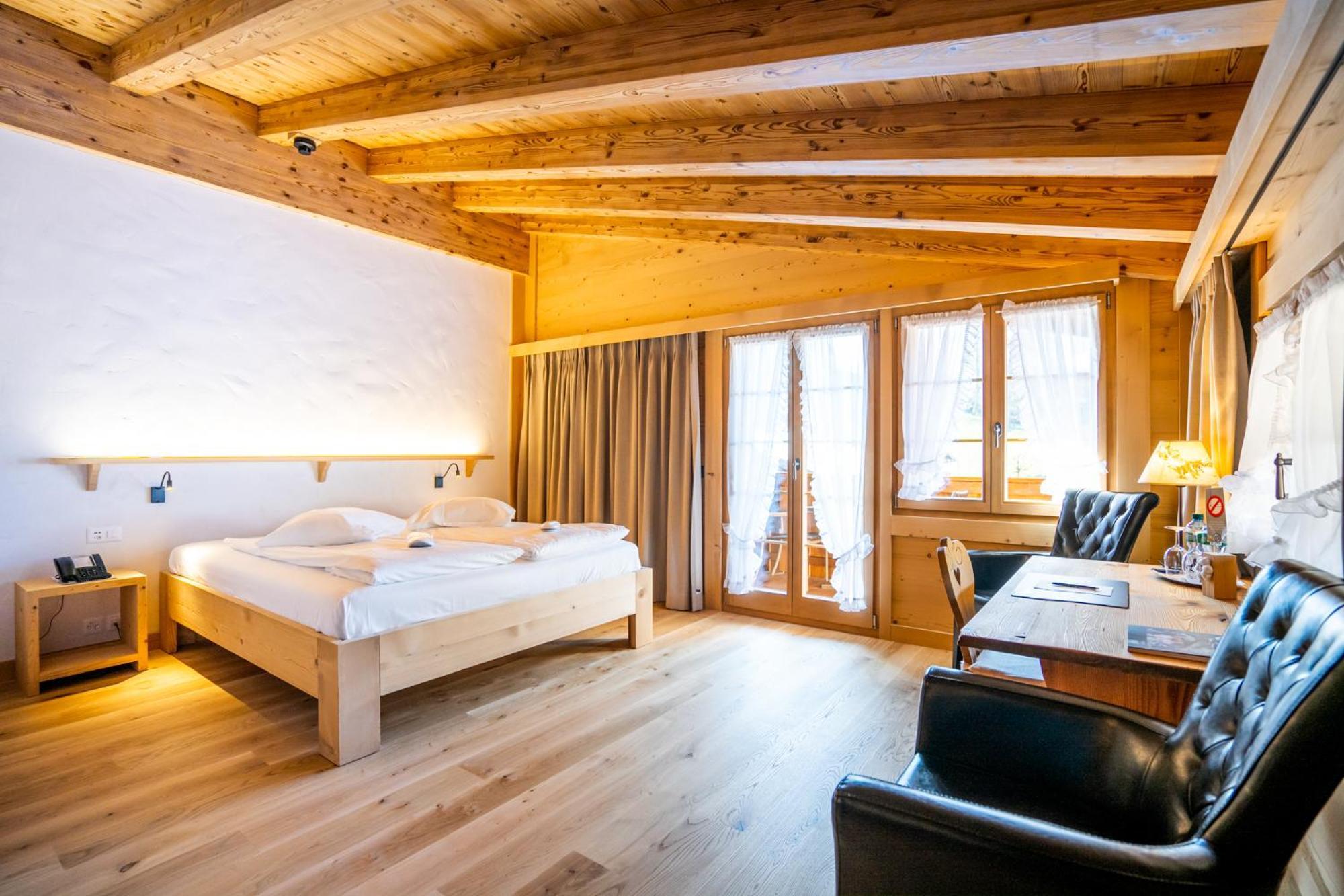 Posthotel Roessli Gstaad Luaran gambar