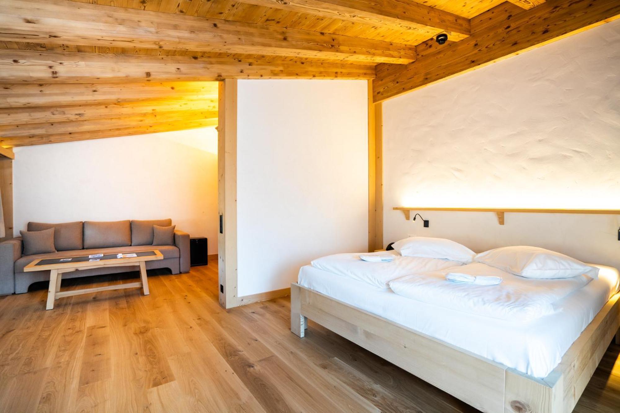 Posthotel Roessli Gstaad Luaran gambar