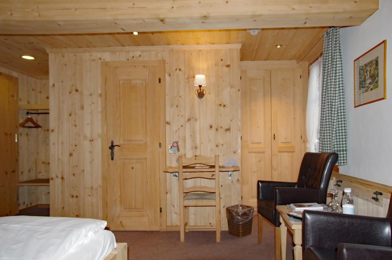 Posthotel Roessli Gstaad Luaran gambar